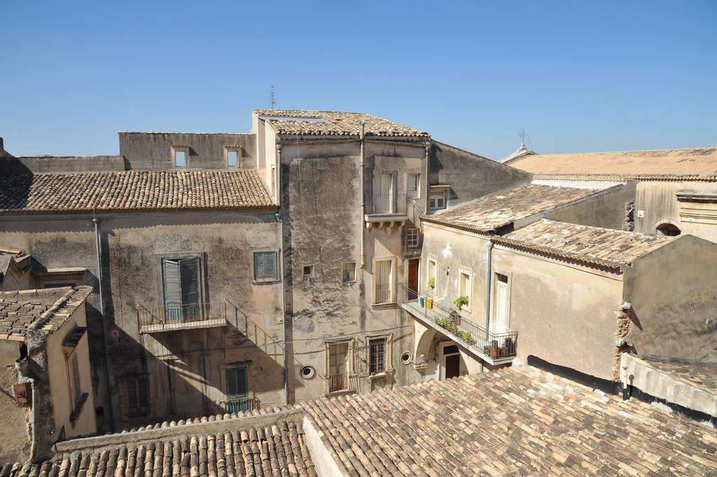 Kalote' On The Roof Apartments Noto Eksteriør bilde